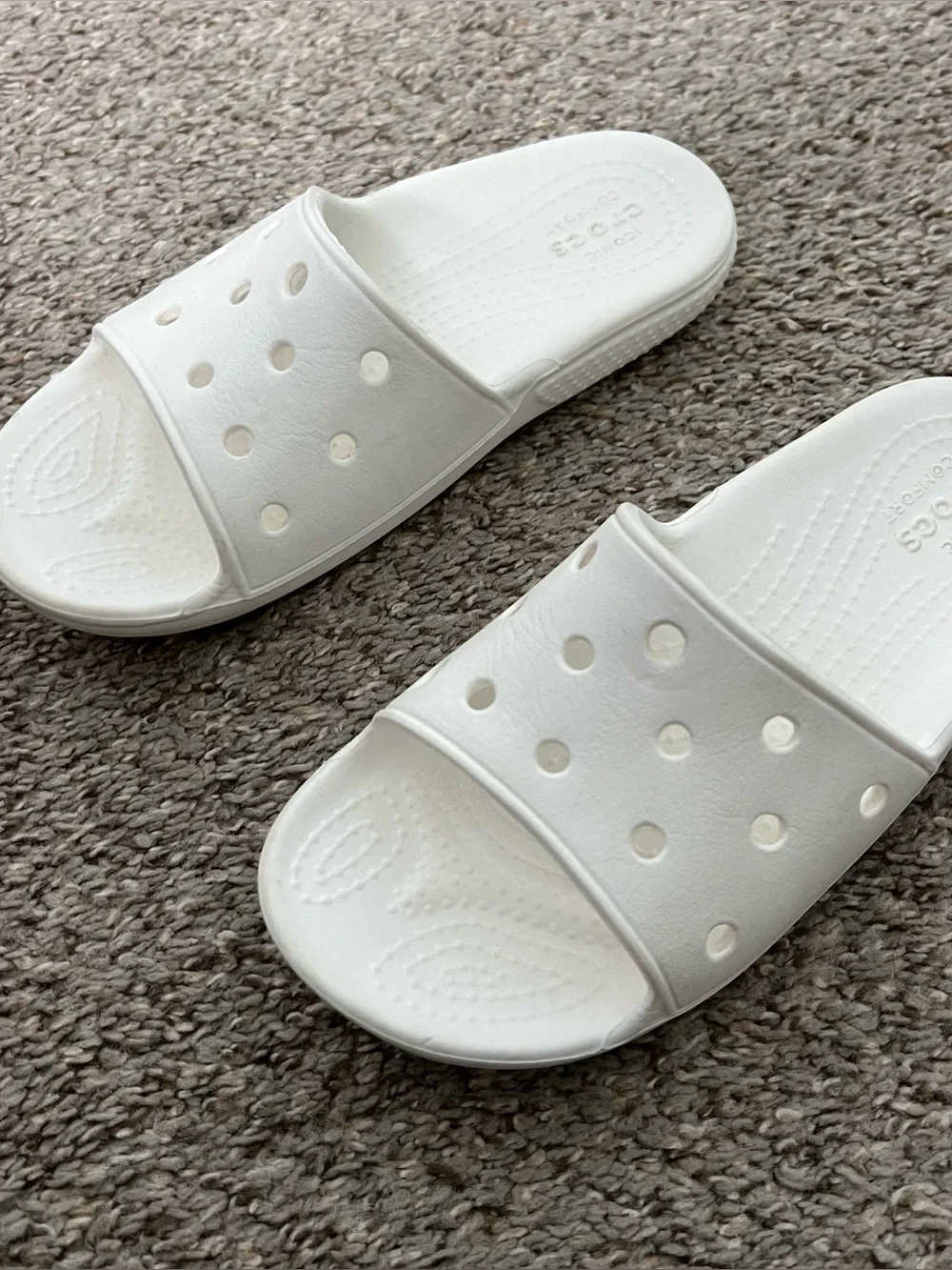 CROCS Kids White Slide Sandals with Vent Holes Size 1